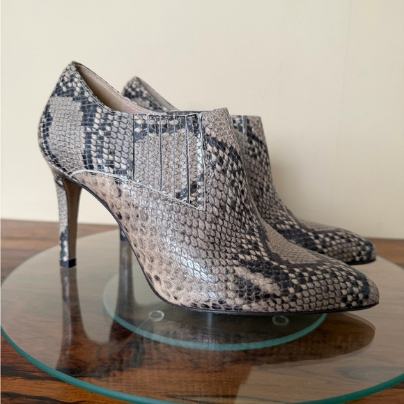 Inez booties Marisol 90 in Natural Snake Emboss - Picture 10 of 16
